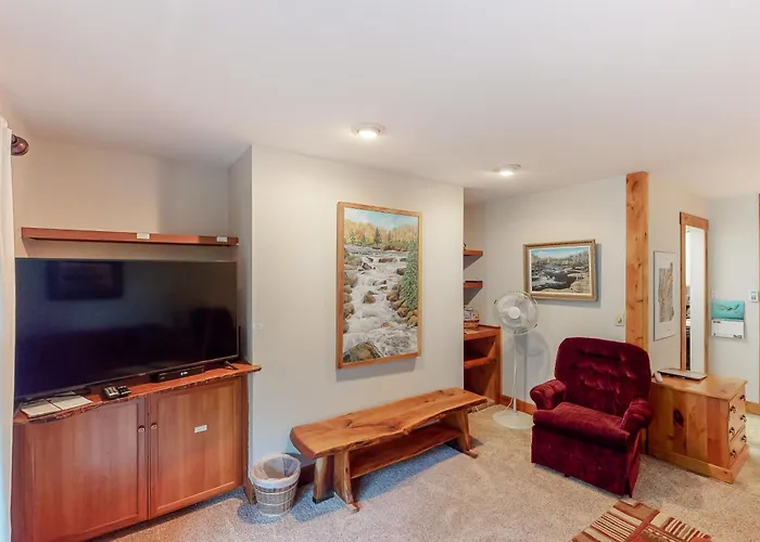 Ski Hike Getaway